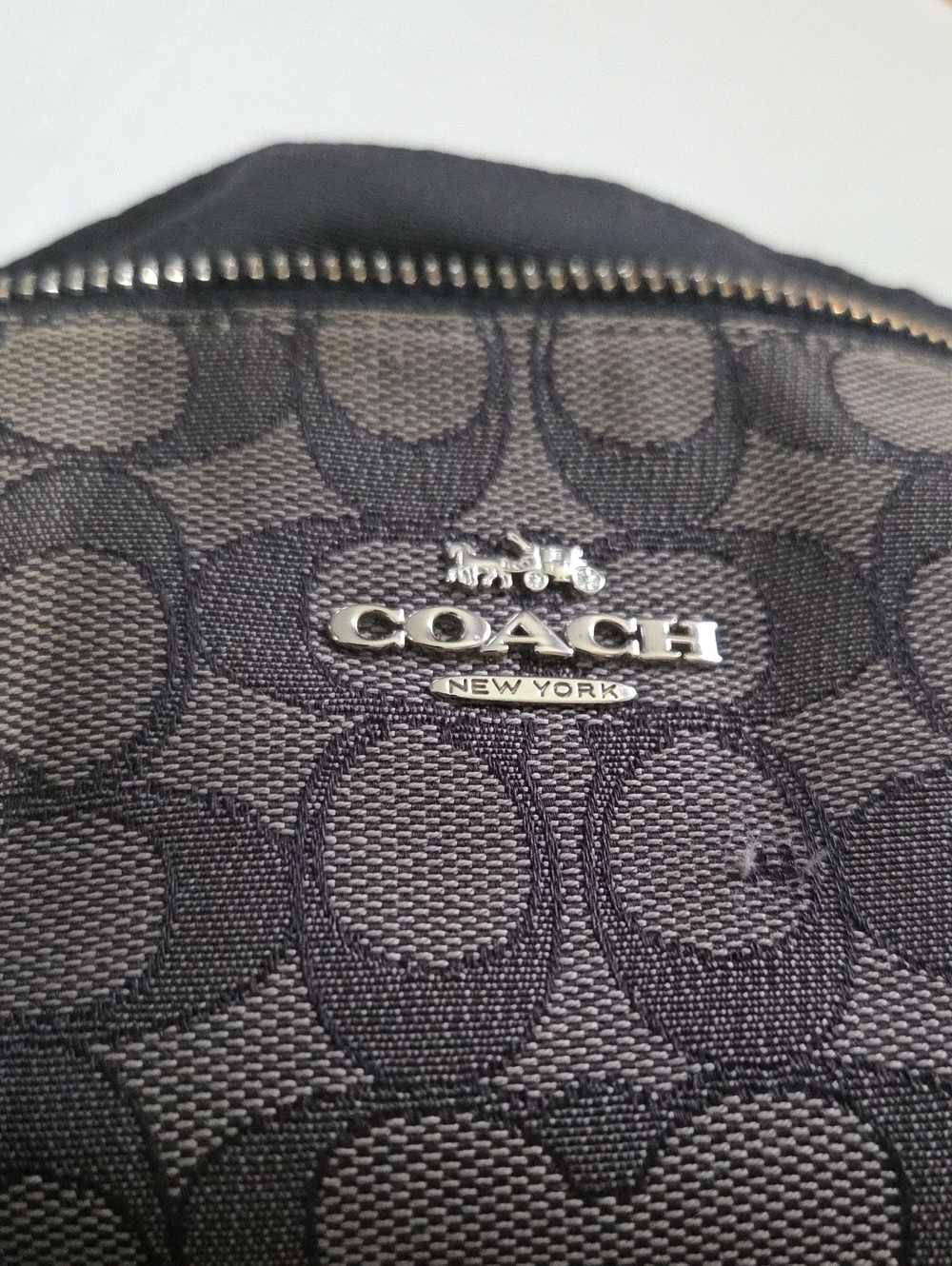 Coach Shoulder Bag - Picture 9 of 9